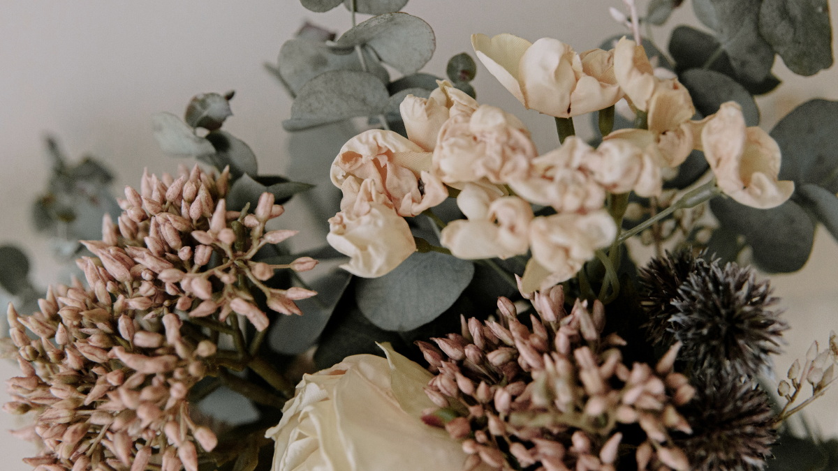 Jarrón con flores secas y preservadas -Trencadissa Art floral